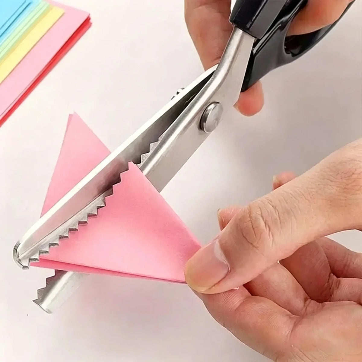 Kettő csak 8600 Ft-ért🔥 Vásárolj egyet, kapsz egyet ingyen✂️ Professzionális recés olló - éles recés textil olló